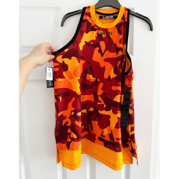 NWT Aarmy Camo Print Racerback Top, size Small - Picture 4 of 10